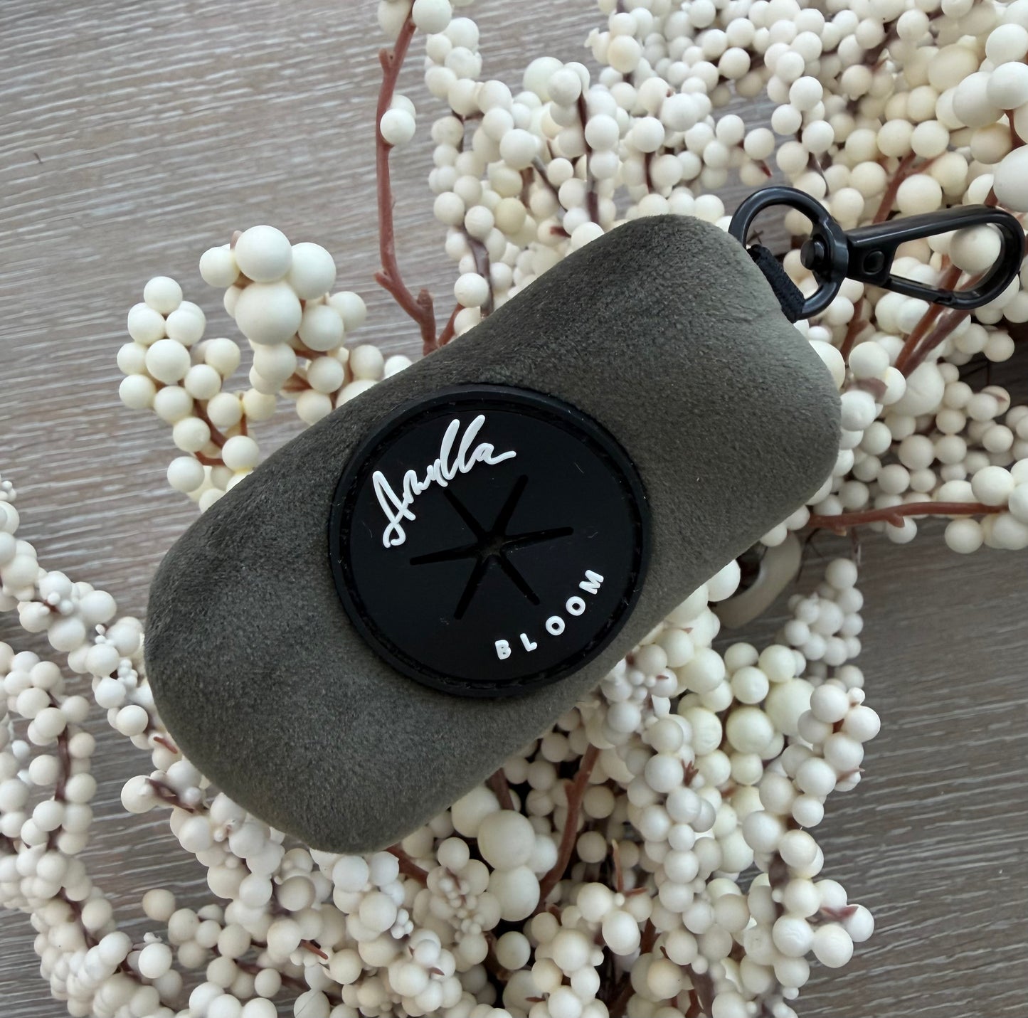 Moorland Muse Green Velvet Poo Bag Holder